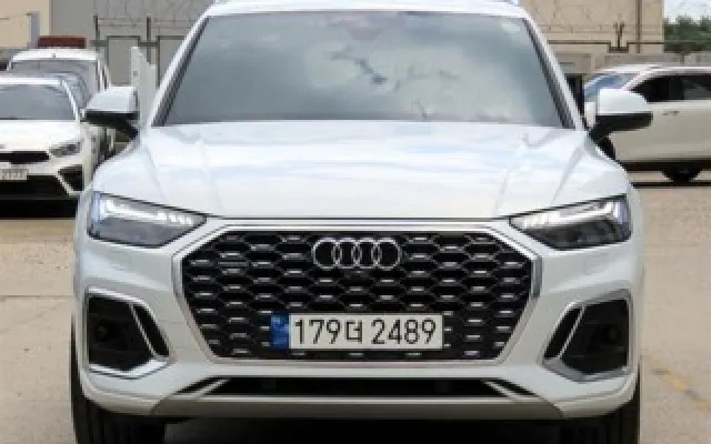 수원자동차중고 Q5 (FY) 45 TFSI 콰트로 프리미엄 스포트백 매물 사진 20 - 2023/03 18,978km